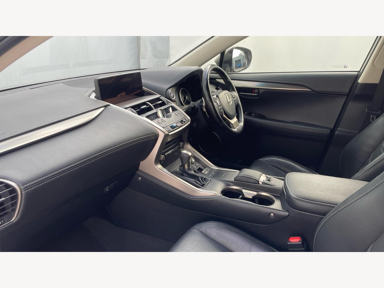 Used Lexus NX 2018 for sale - 77386949: Photo 8