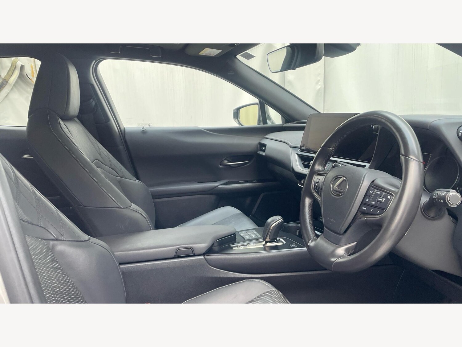 Used Lexus UX 2024 for sale - 77925999: Photo 15