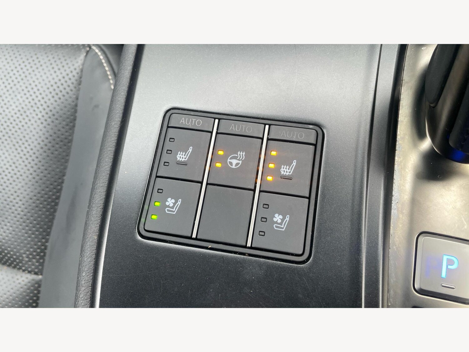 Used Lexus UX 2024 for sale - 77925999: Photo 22