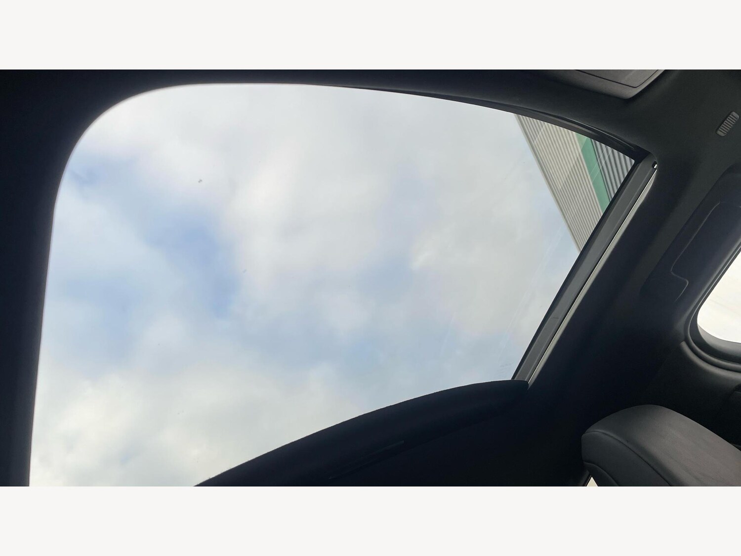 Used Lexus UX 2024 for sale - 77925999: Photo 31