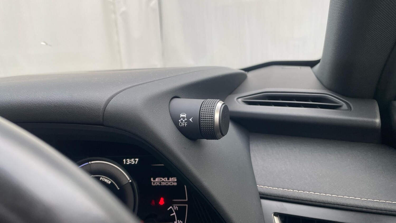 Used Lexus UX 2024 for sale - 77925999: Photo 37