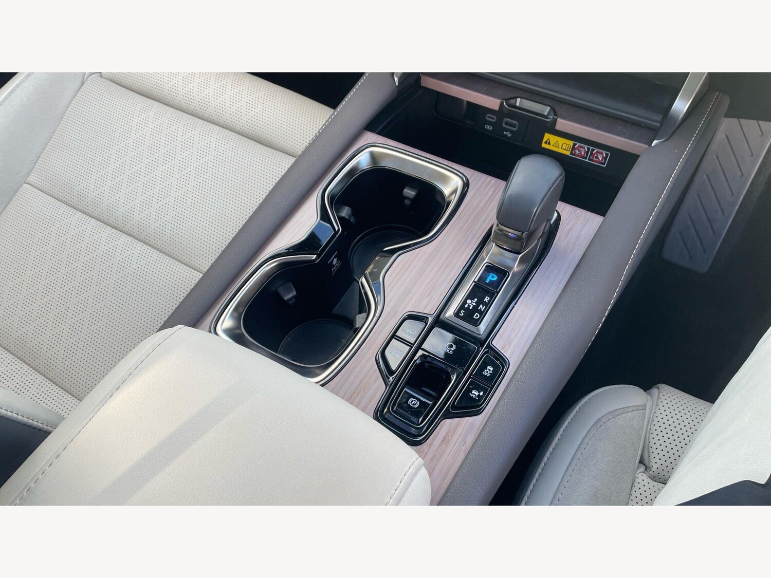 Used Lexus RX 2024 for sale - 77993360: Photo 30