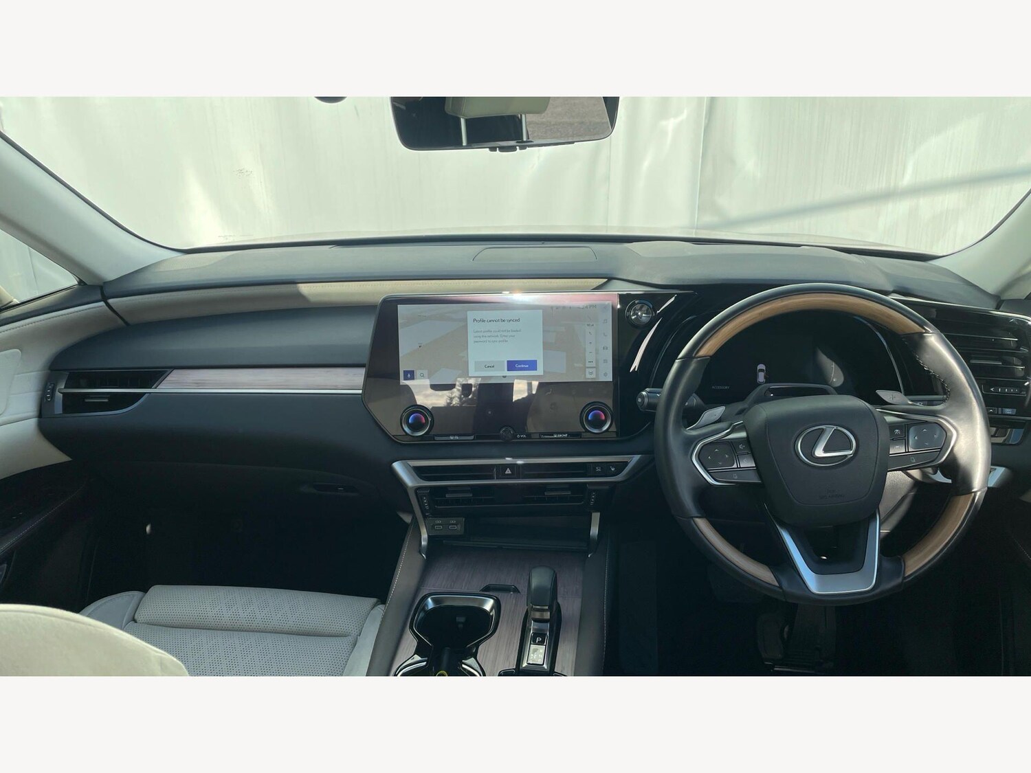 Used Lexus RX 2024 for sale - 77993360: Photo 9