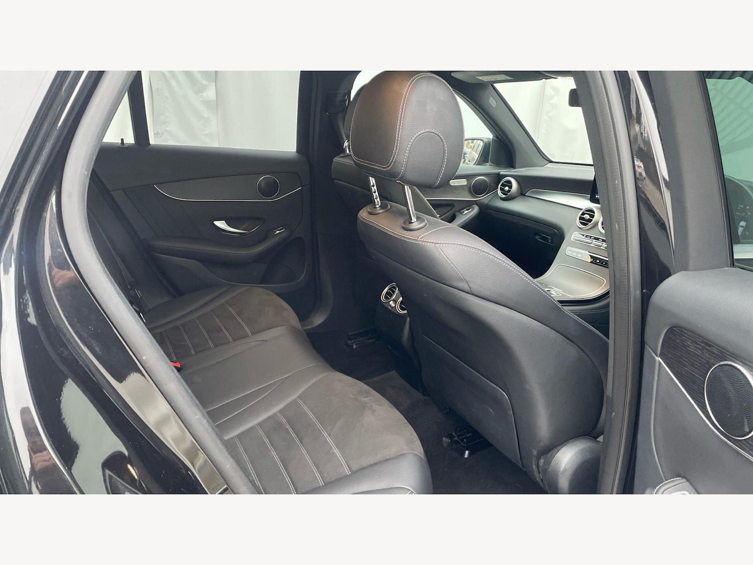 Used Mercedes-Benz GLC 2020 for sale - 77838627: Photo 11