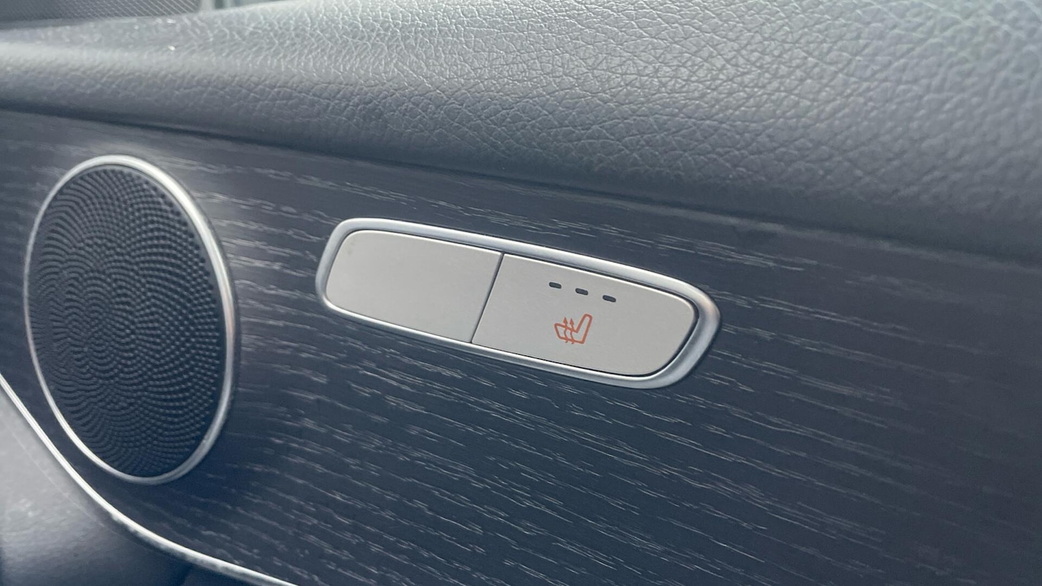 Used Mercedes-Benz GLC 2020 for sale - 77838627: Photo 32