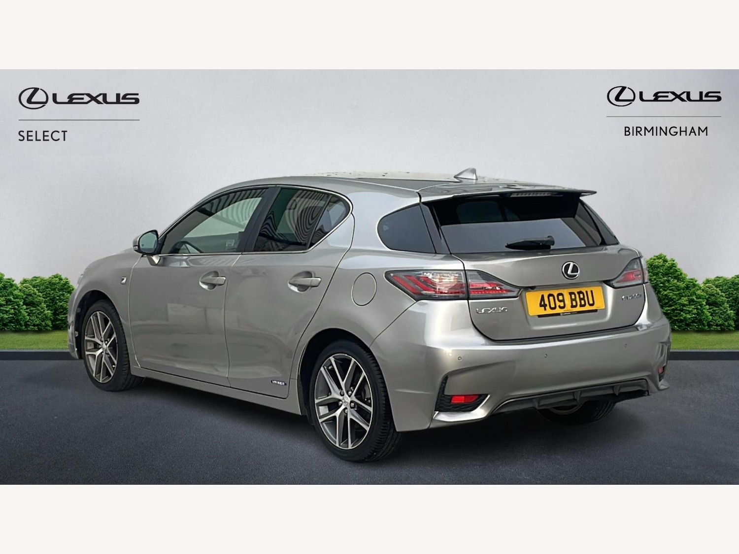 Used Lexus CT 2017 for sale - 76702031: Photo 2