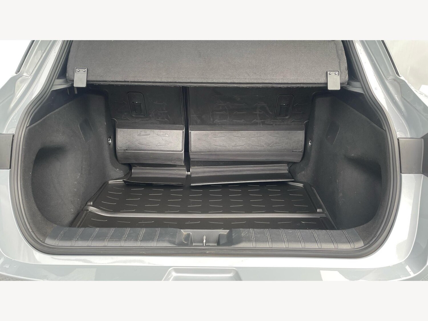 Used Lexus LBX 2024 for sale - 76607174: Photo 17