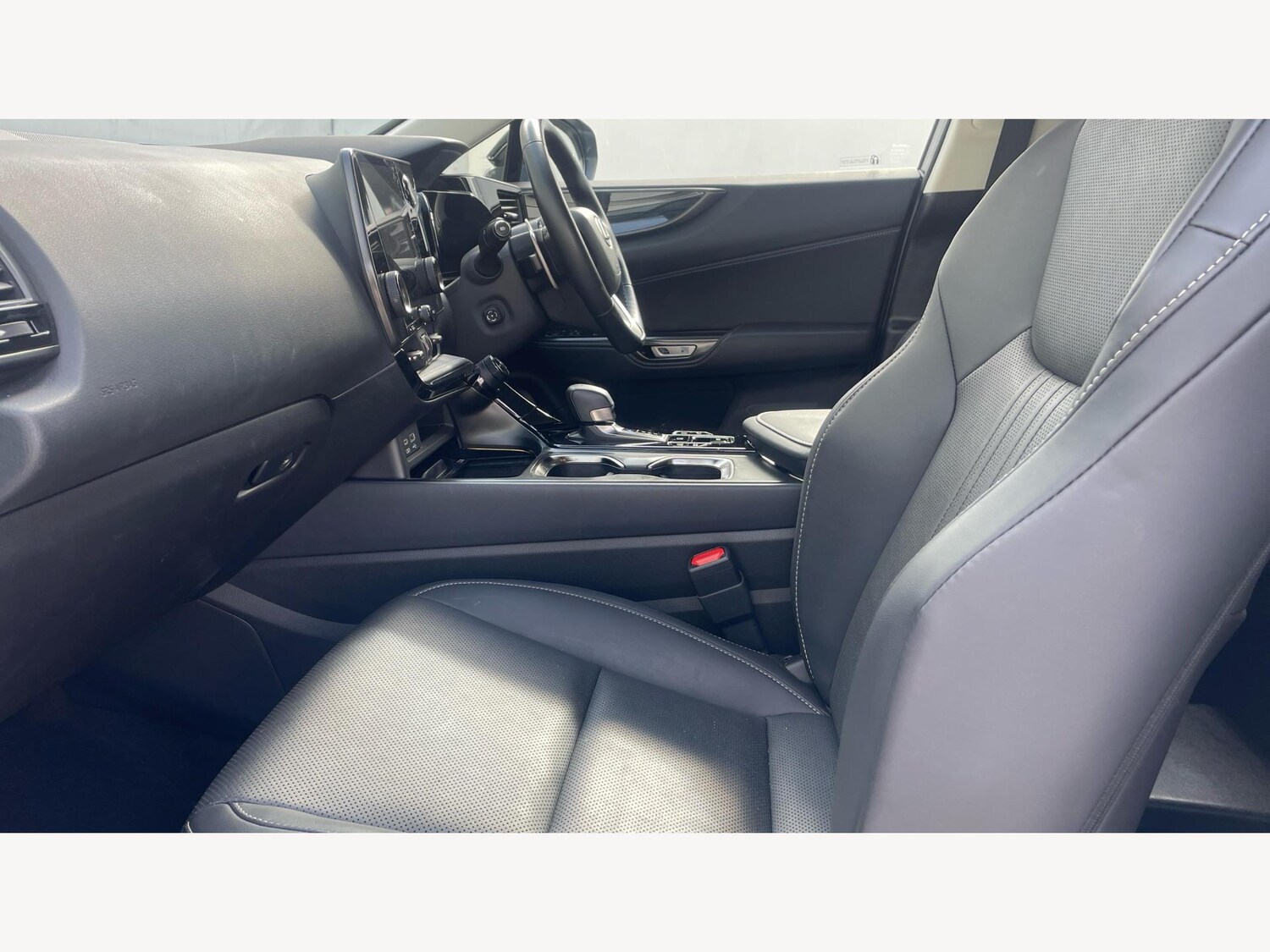 Used Lexus NX 2023 for sale - 76456903: Photo 8