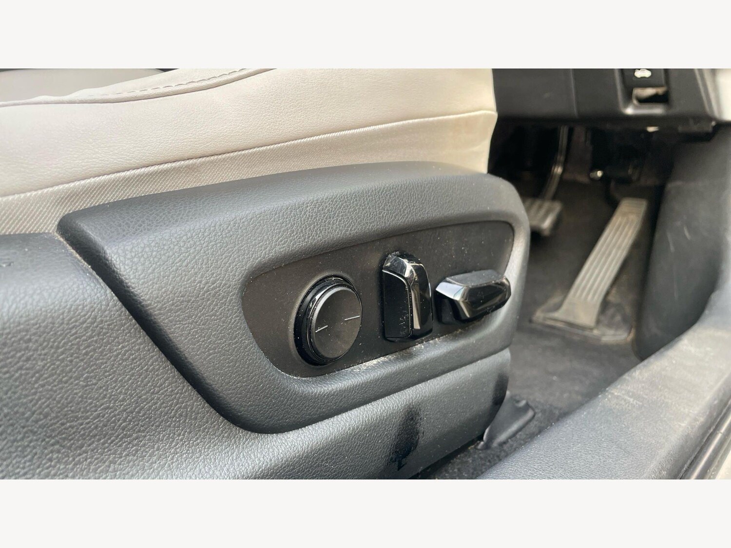 Used Lexus UX 2022 for sale - 77969995: Photo 30