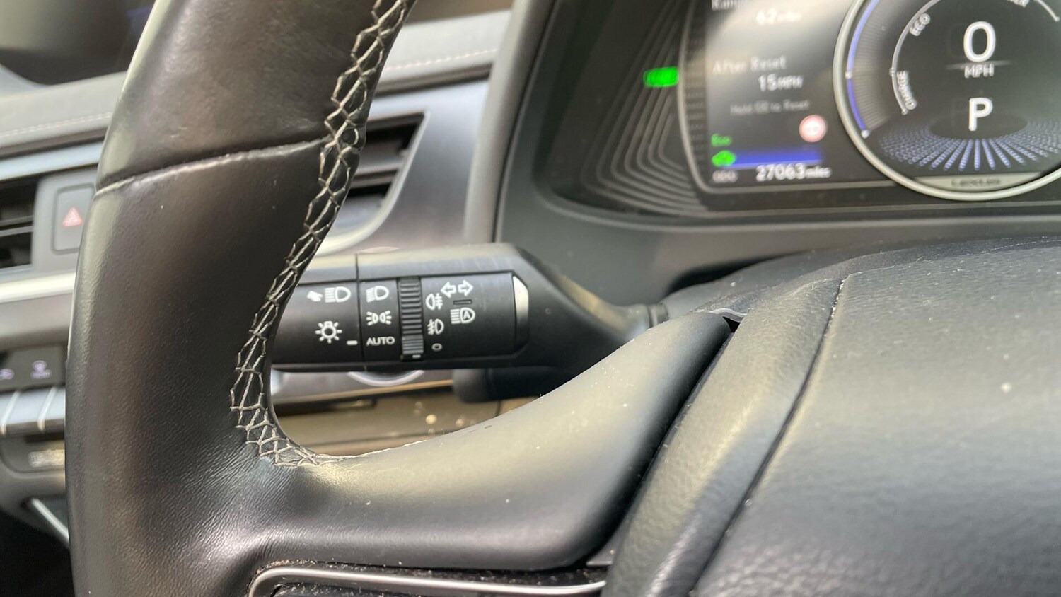 Used Lexus UX 2022 for sale - 77969995: Photo 42