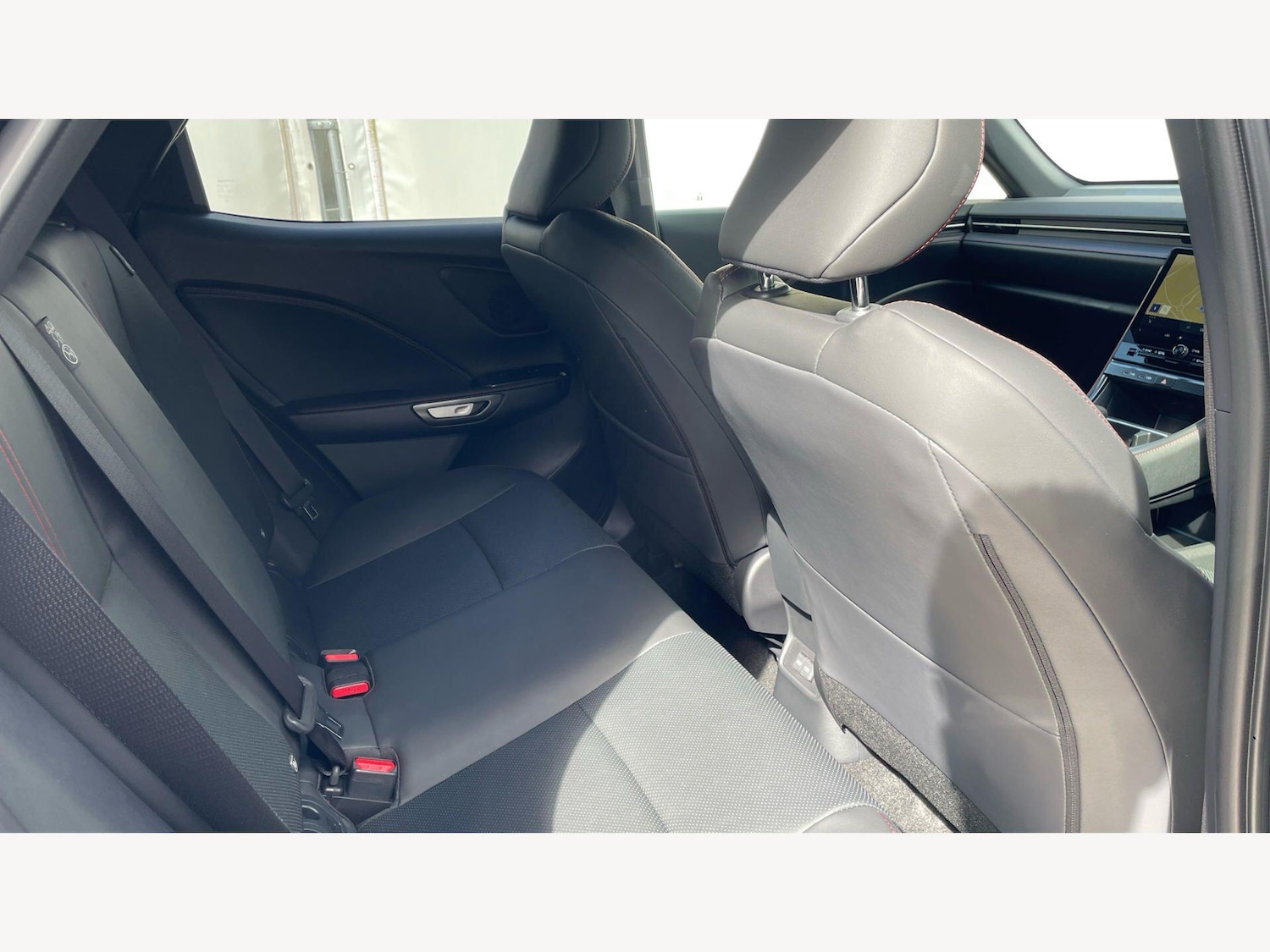 Used Lexus LBX 2025 for sale - 78086385: Photo 16