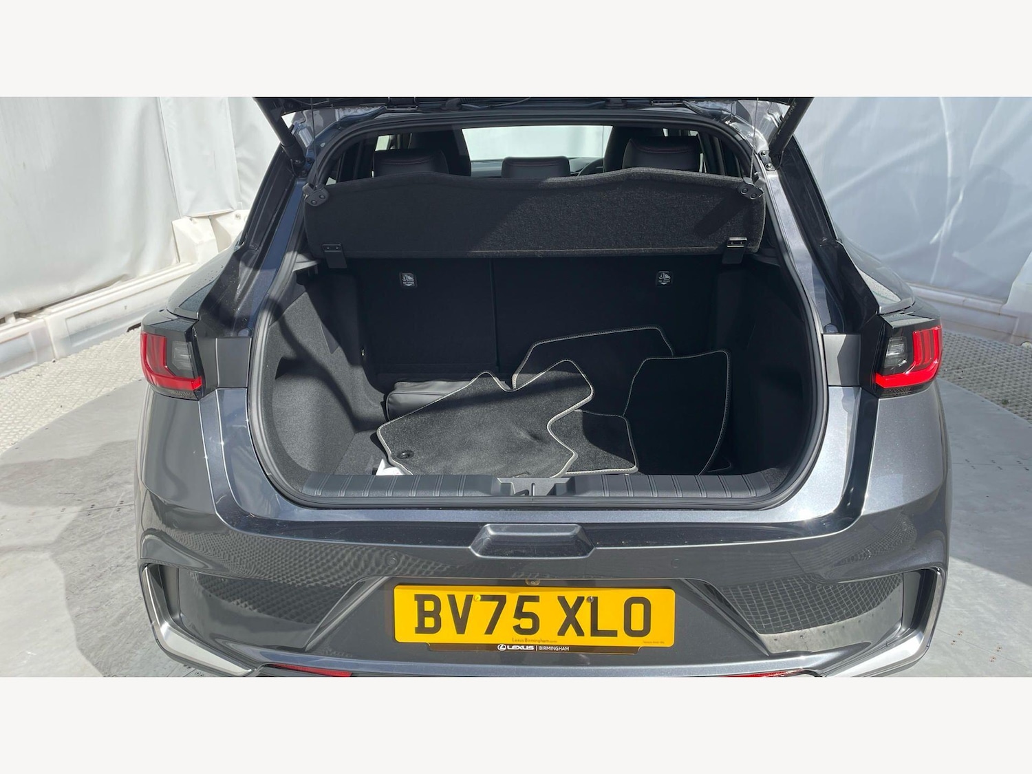 Used Lexus LBX 2025 for sale - 78086385: Photo 17