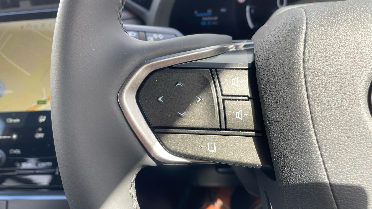 Used Lexus LBX 2025 for sale - 78086385: Photo 35