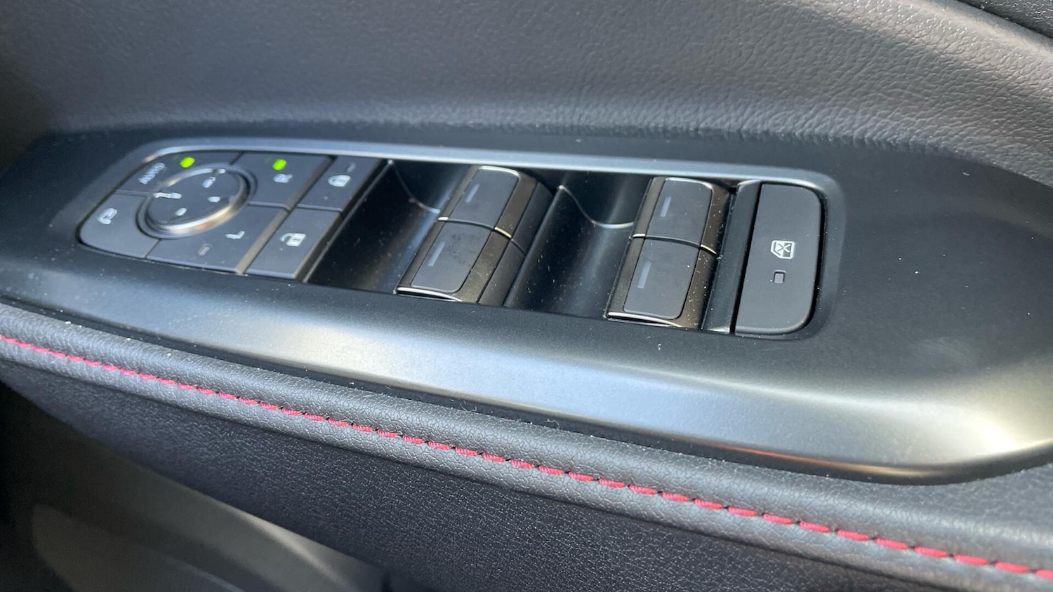 Used Lexus LBX 2025 for sale - 78086385: Photo 41