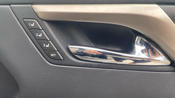 Used Lexus RX 2022 for sale - 76013604: Photo 32