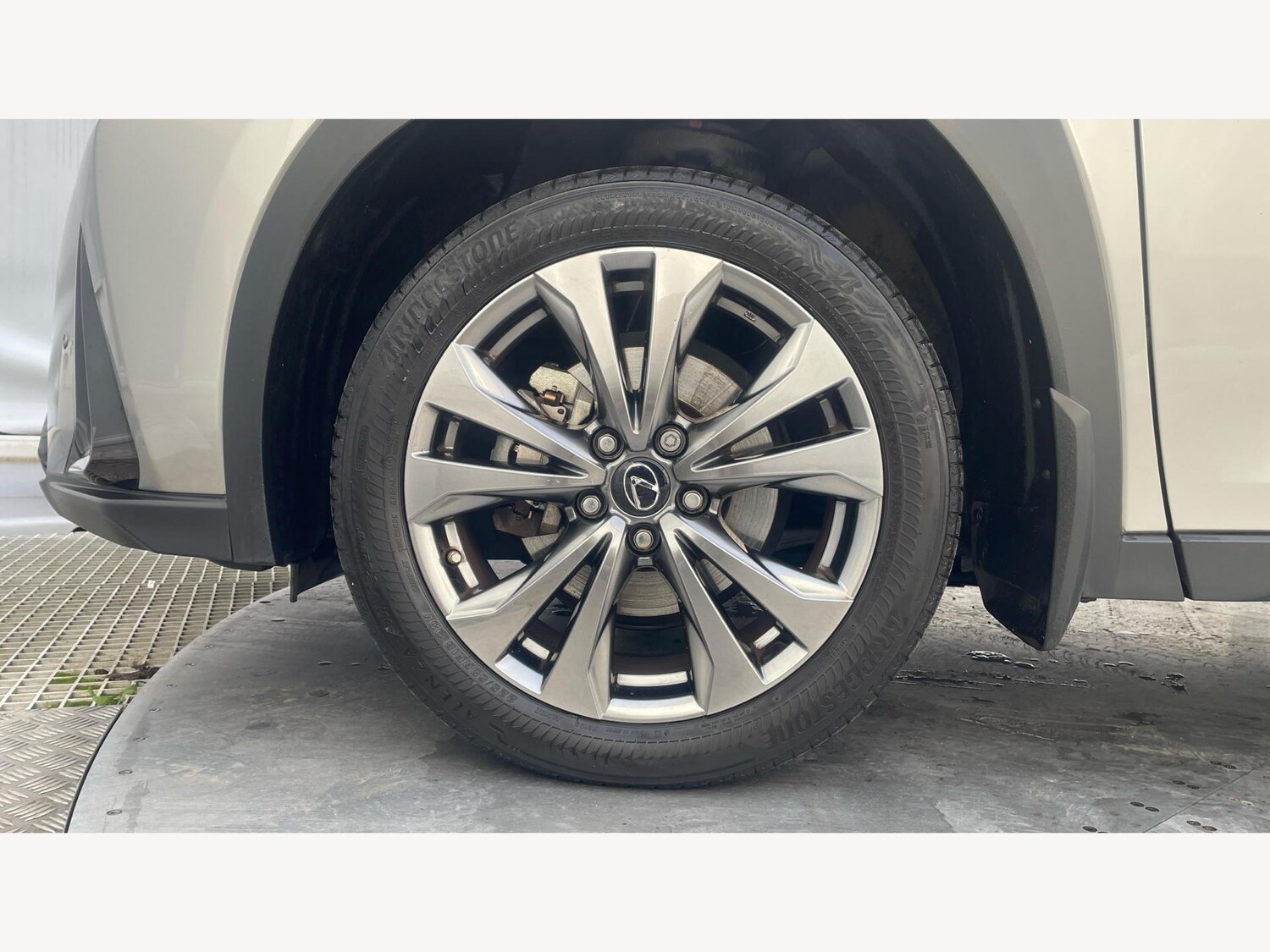 Used Lexus UX for sale - 77215115: Photo 21