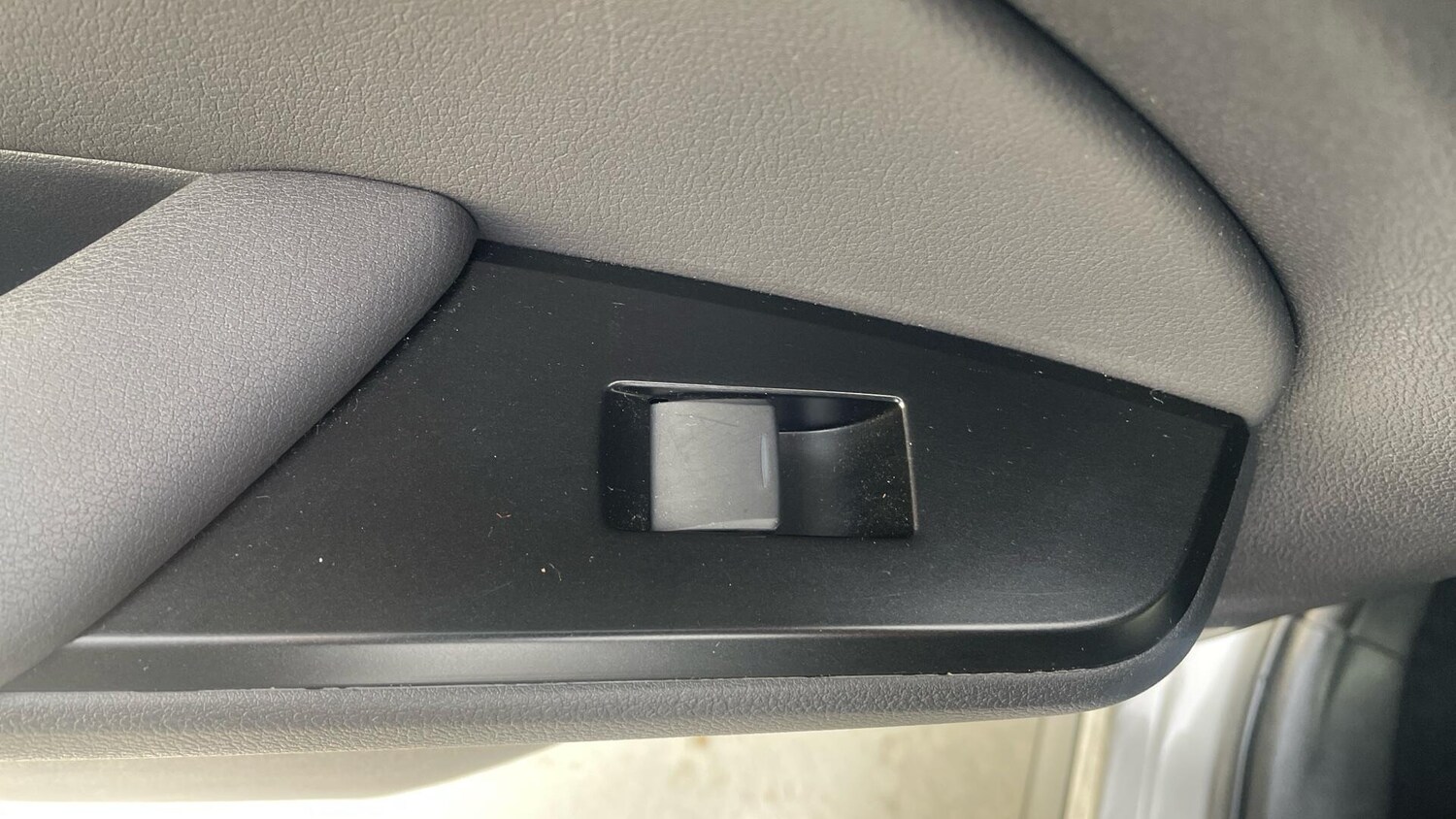 Used Lexus UX for sale - 77215115: Photo 36