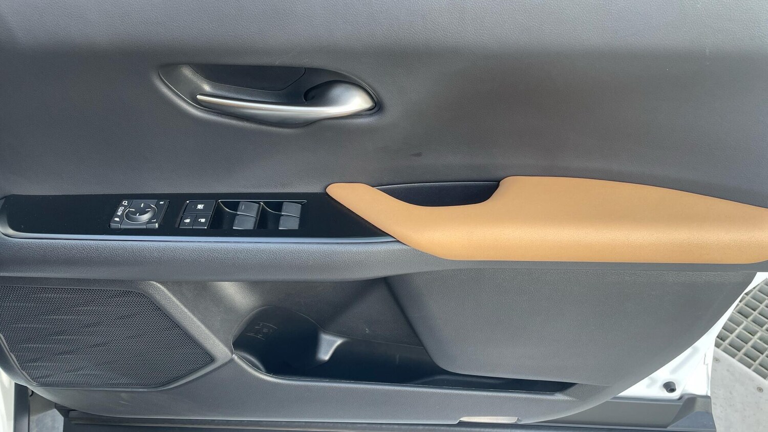 Used Lexus UX 2022 for sale - 76399096: Photo 38