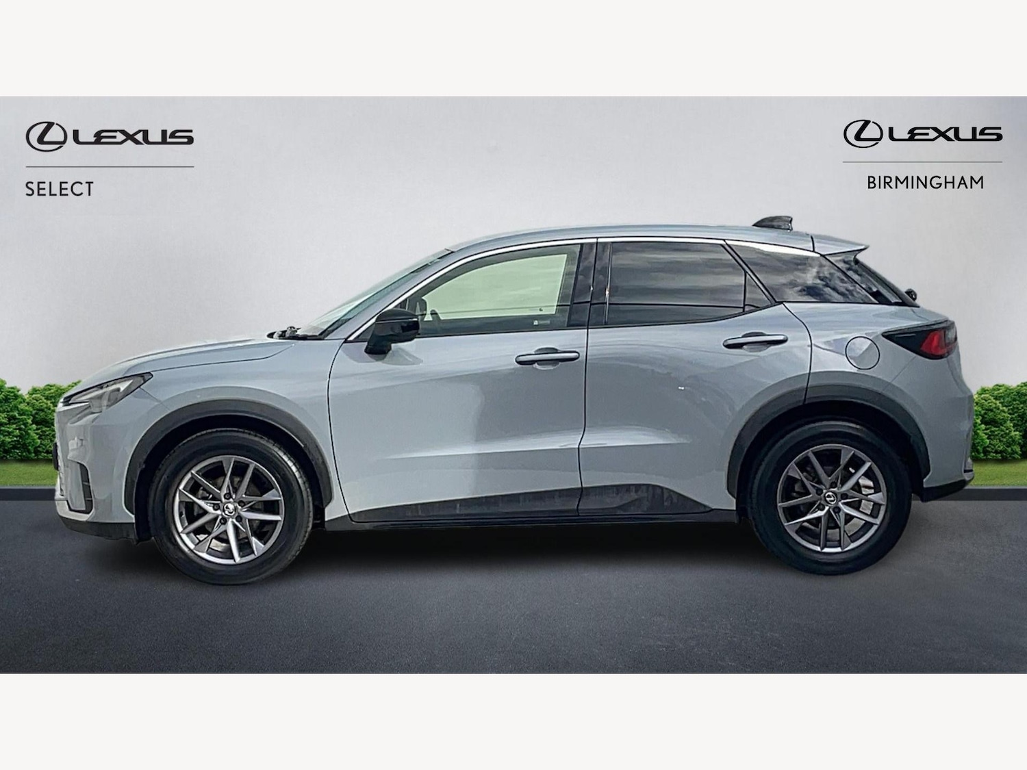 Used Lexus LBX 2024 for sale - 76886148: Photo 3