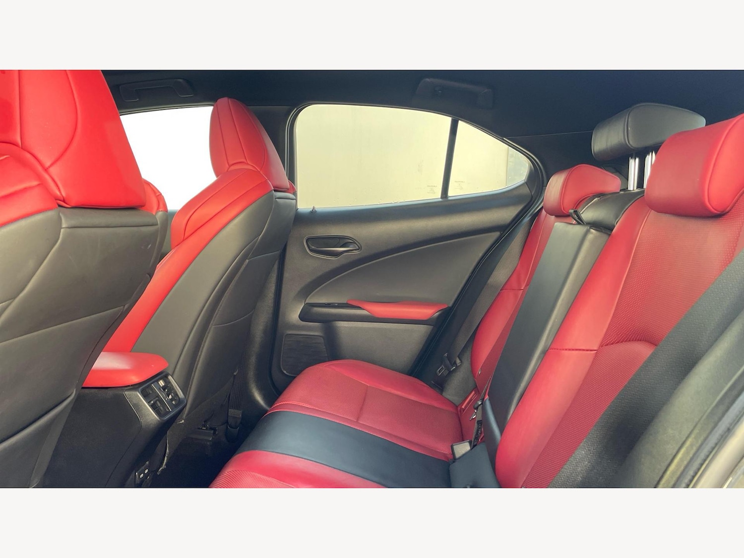 Used Lexus UX 2021 for sale - 76887243: Photo 16