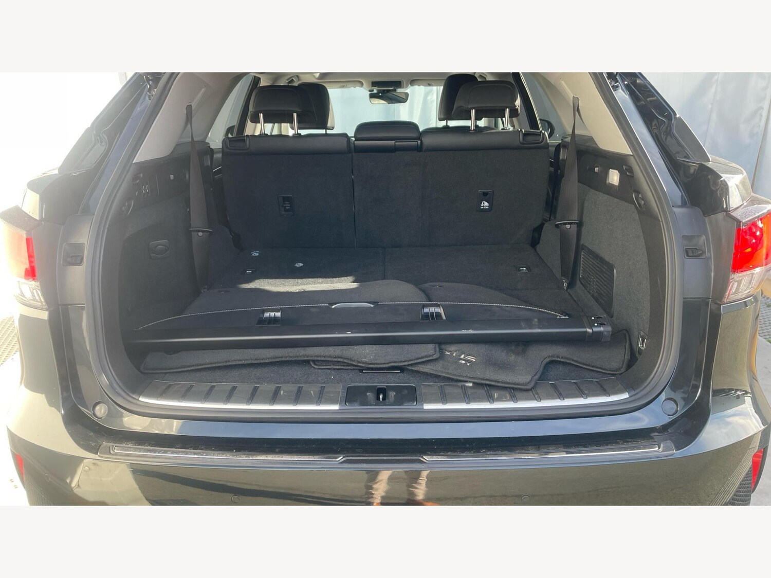 Used Lexus RX 2021 for sale - 76398448: Photo 17