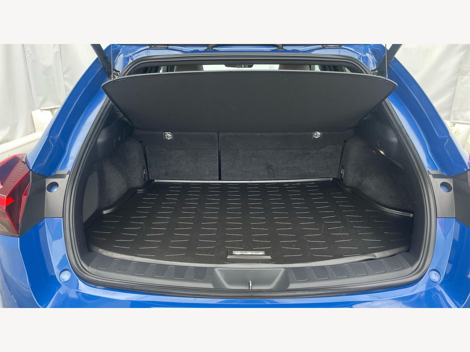 Used Lexus UX 2023 for sale - 77768949: Photo 17