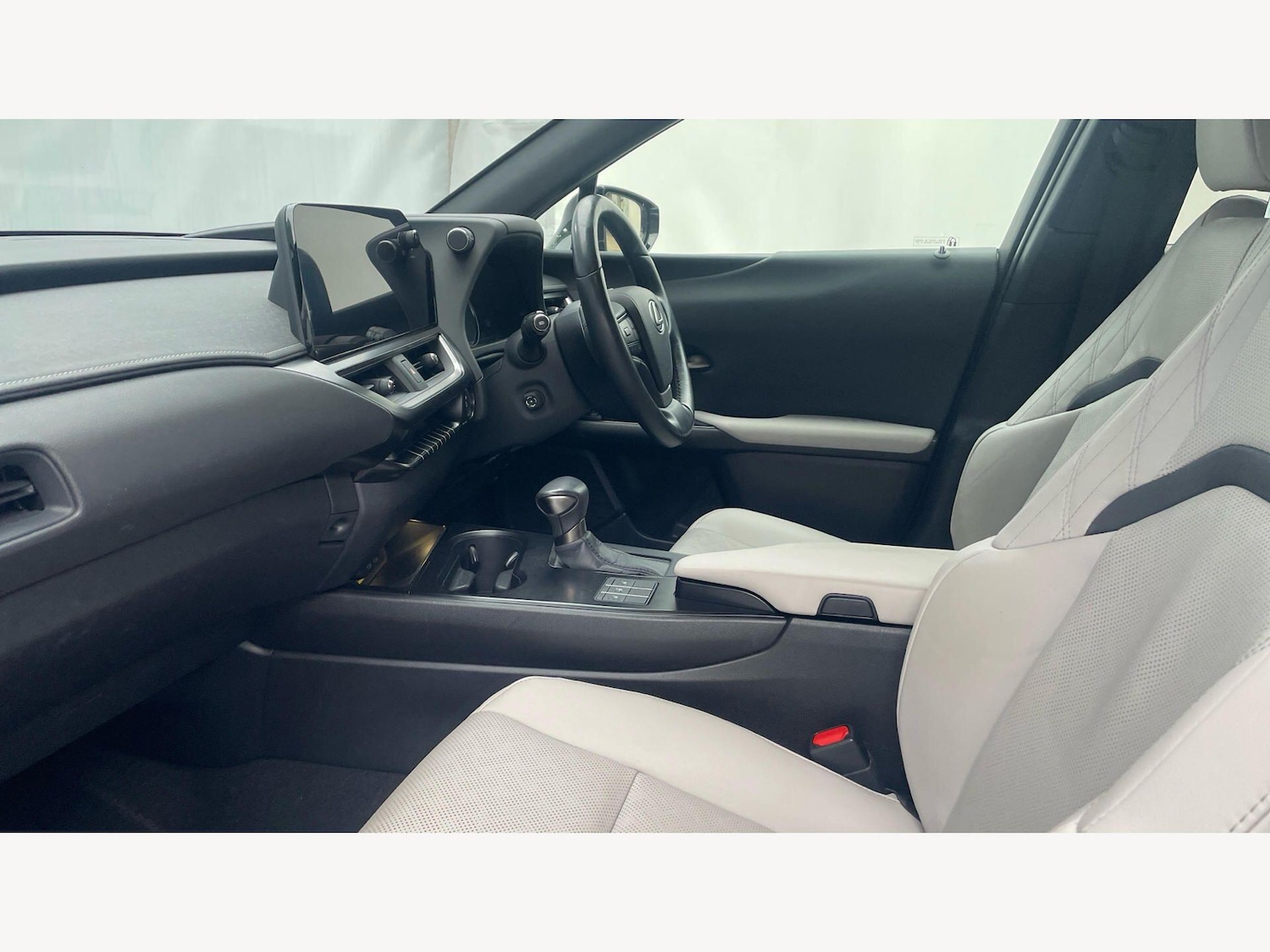 Used Lexus UX 2023 for sale - 77768949: Photo 8