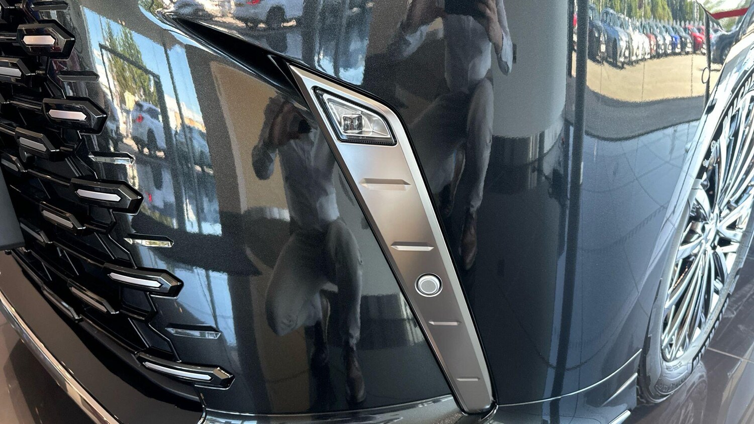 Used Lexus LM for sale - 76592885: Photo 62