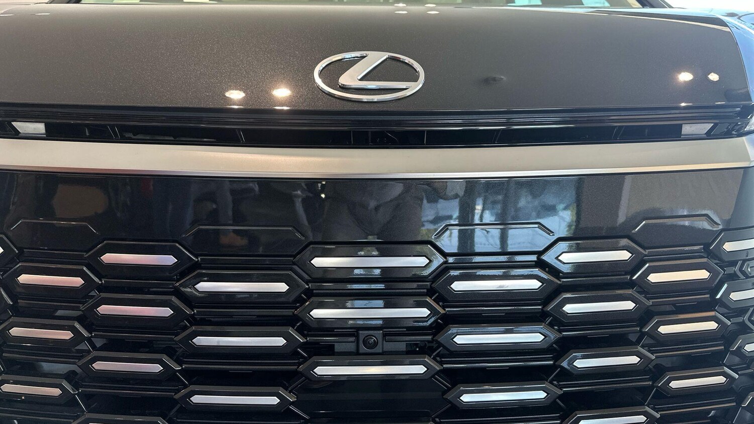 Used Lexus LM for sale - 76592885: Photo 63