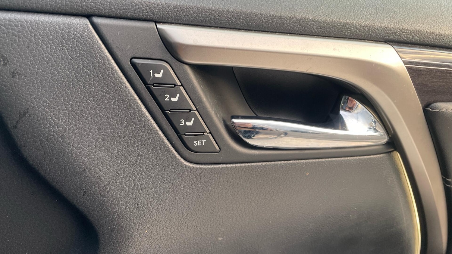 Used Lexus RX 2016 for sale - 77511422: Photo 37