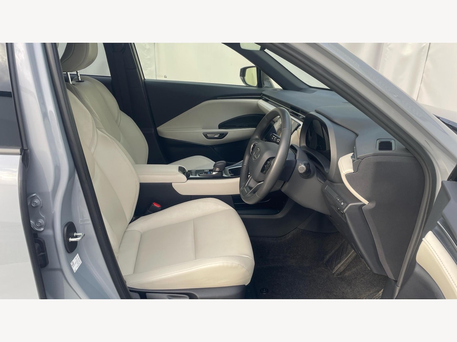 Used Lexus LBX 2024 for sale - 76702258: Photo 15