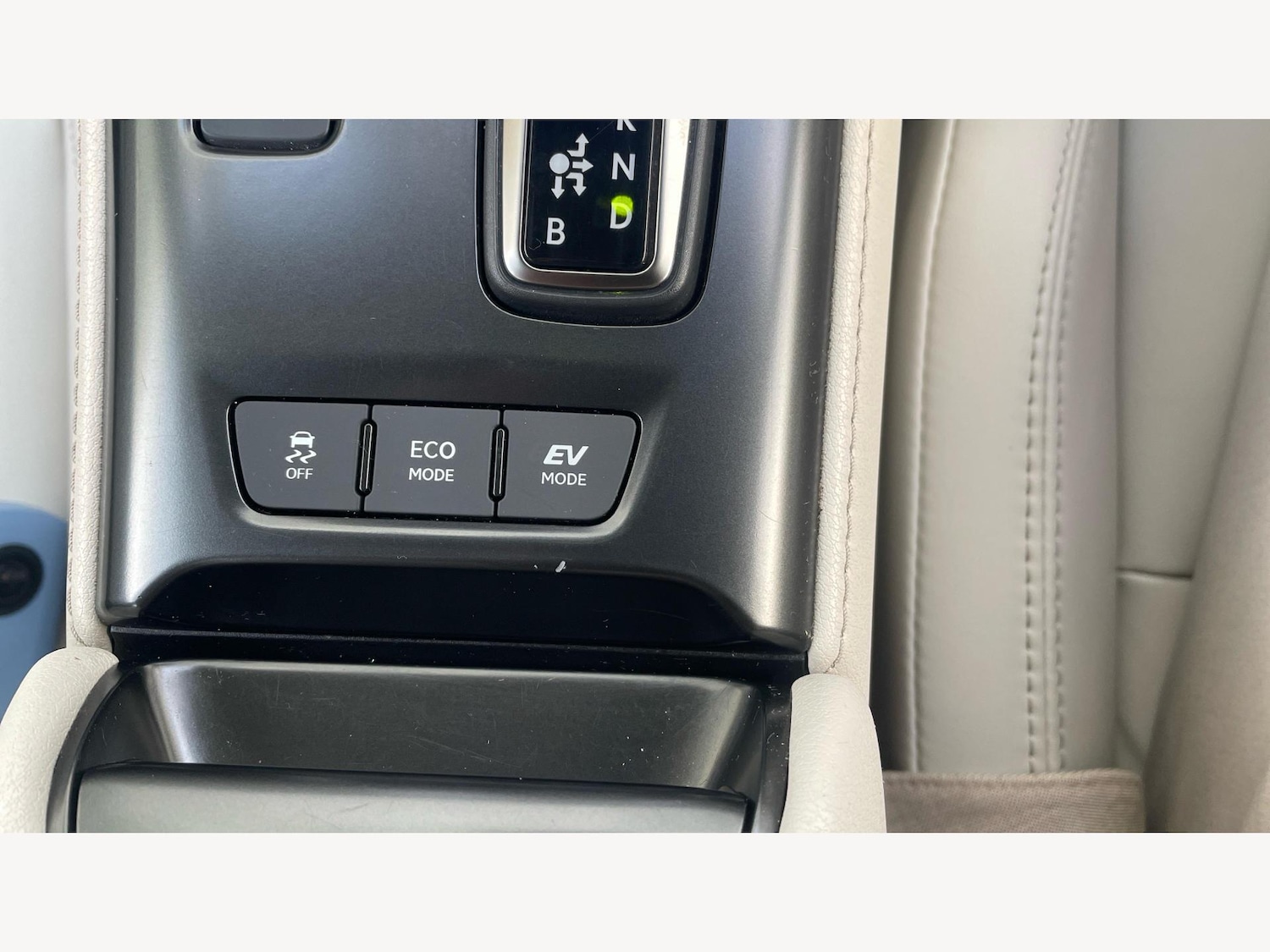 Used Lexus LBX 2024 for sale - 76702258: Photo 28