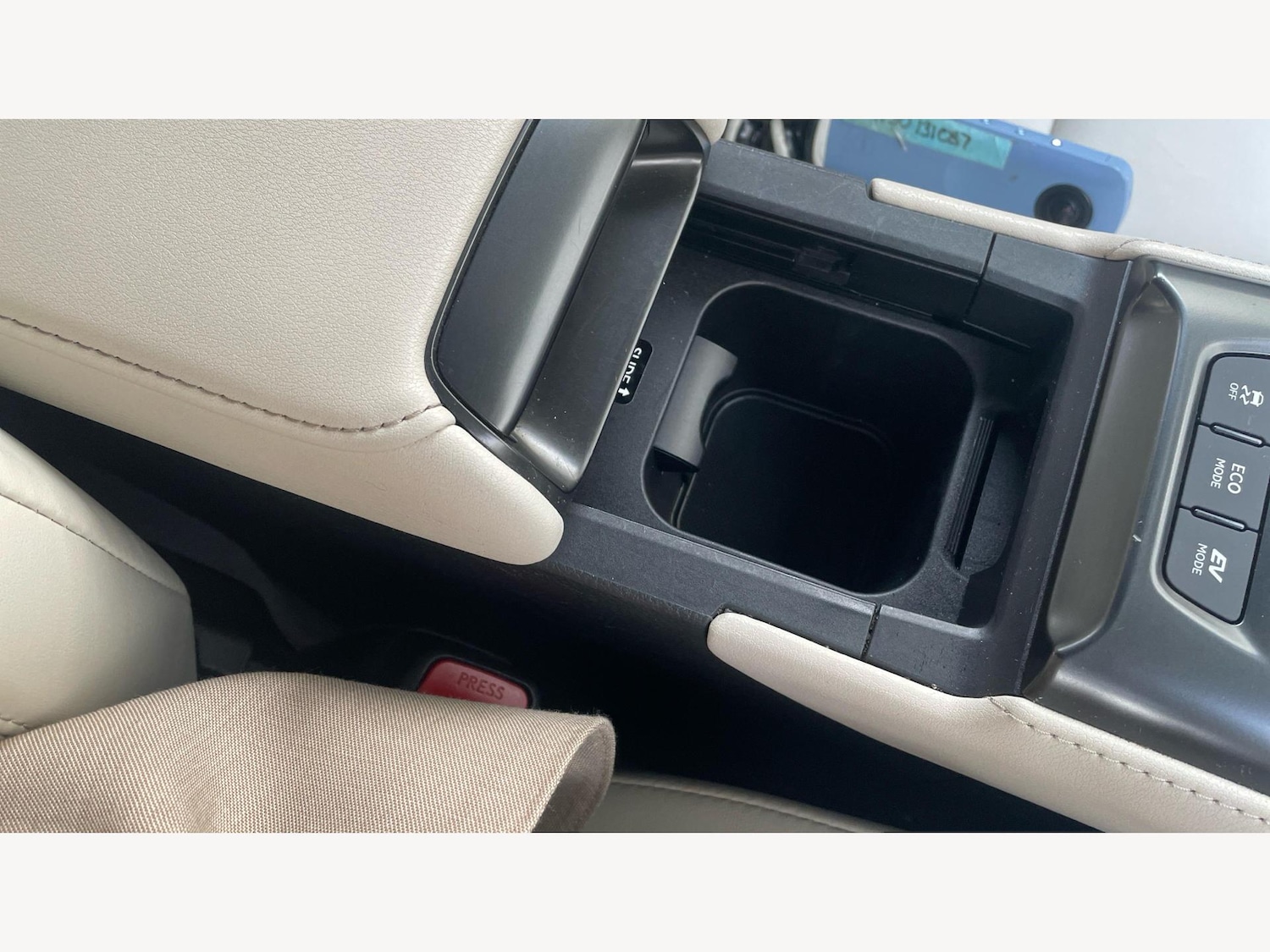 Used Lexus LBX 2024 for sale - 76702258: Photo 29