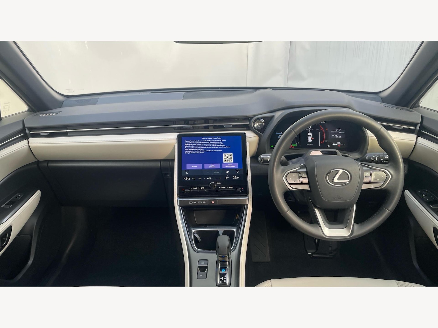 Used Lexus LBX 2024 for sale - 76702258: Photo 9