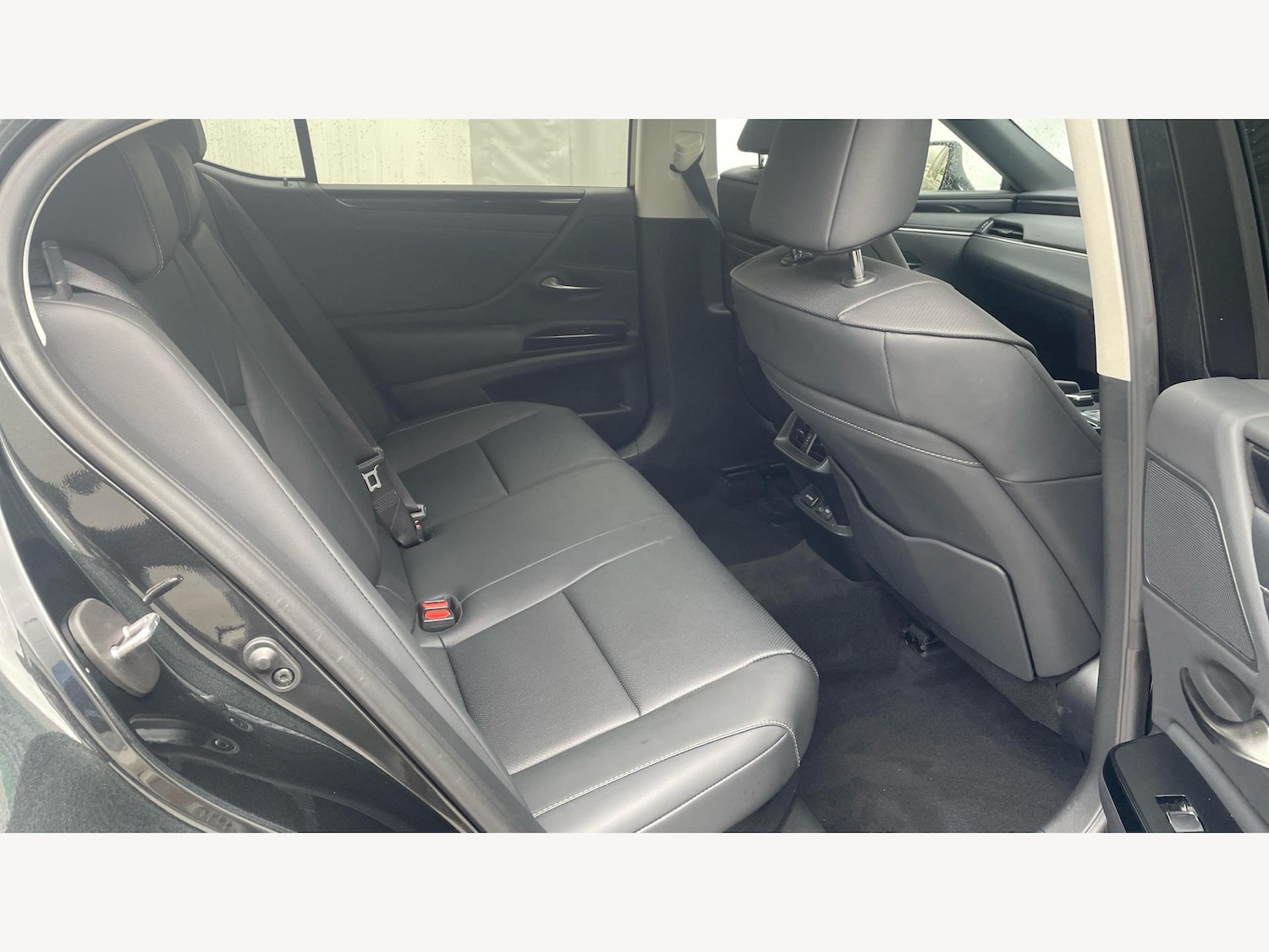 Used Lexus ES 2024 for sale - 76269787: Photo 11