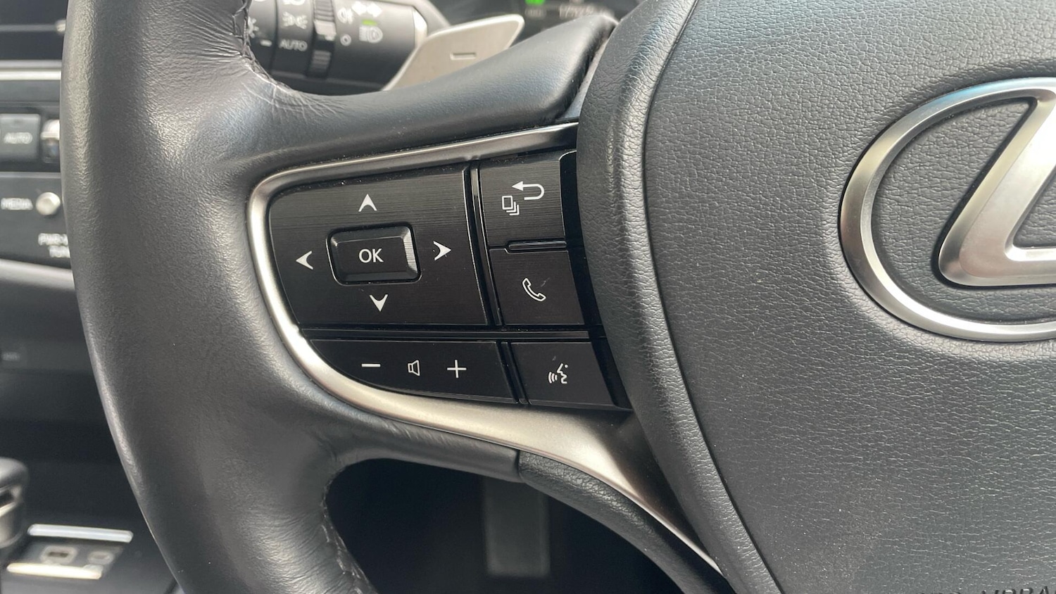 Used Lexus ES 2024 for sale - 76269787: Photo 33