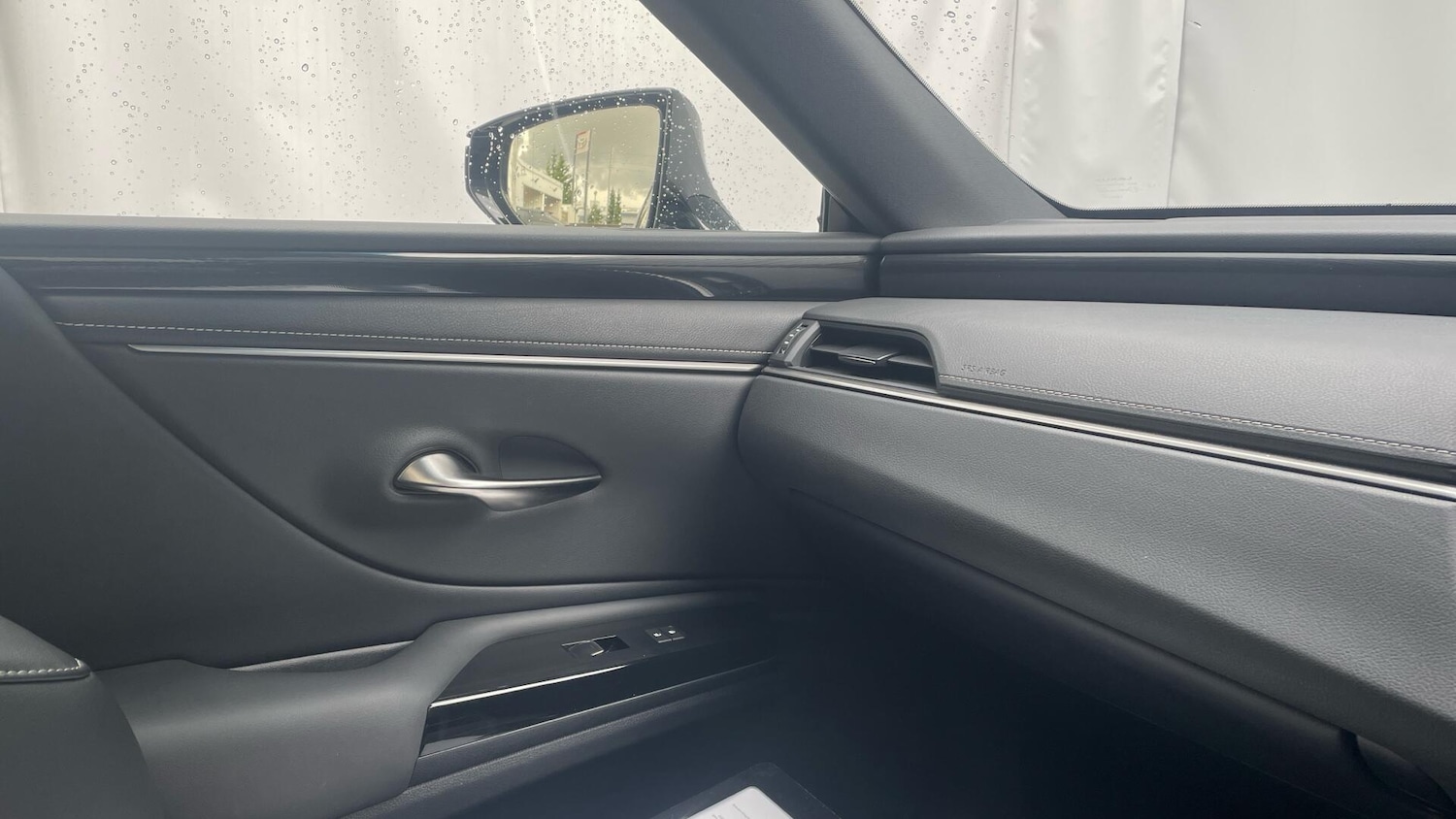 Used Lexus ES 2024 for sale - 76269787: Photo 37