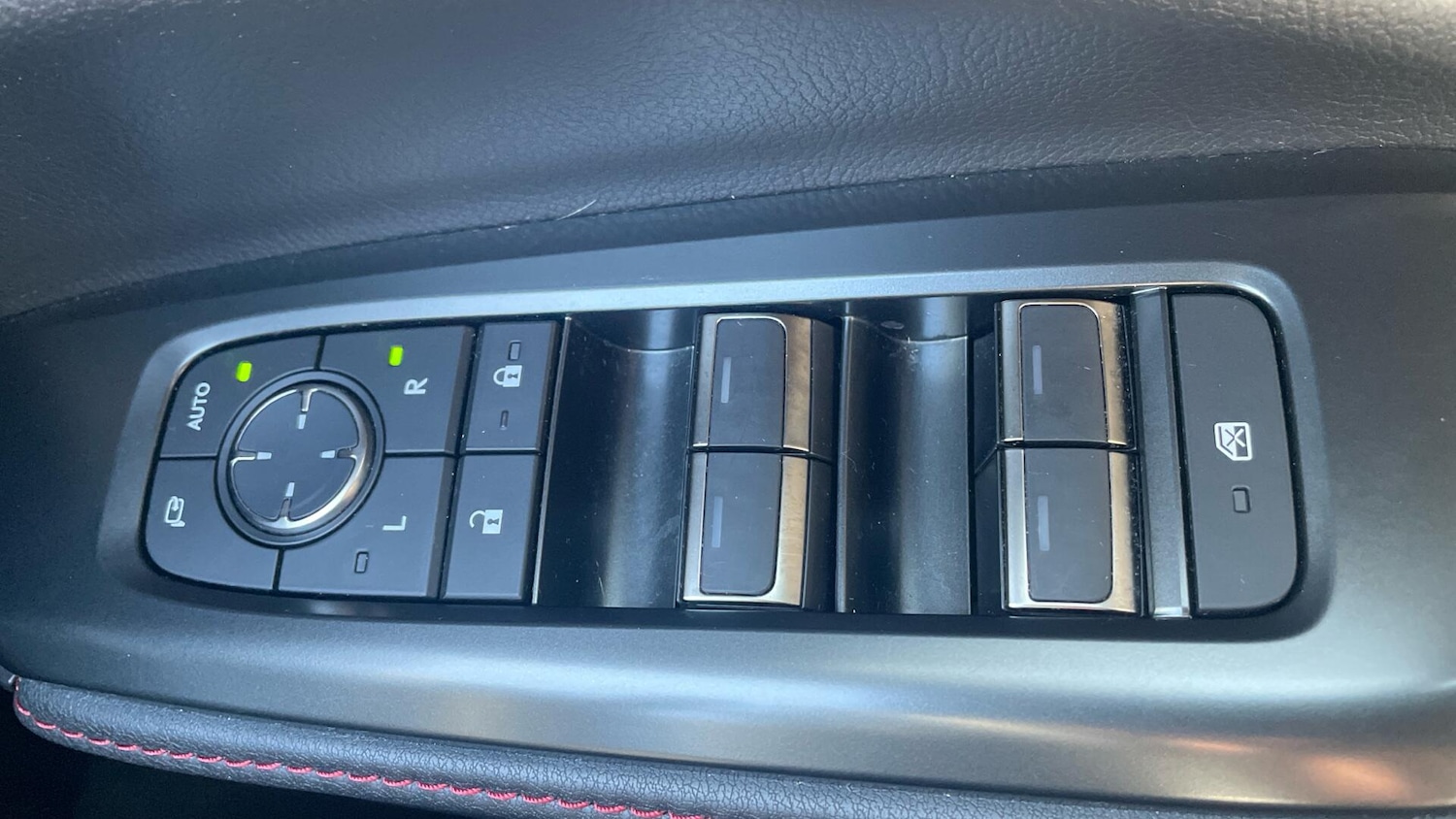Vehicle 28