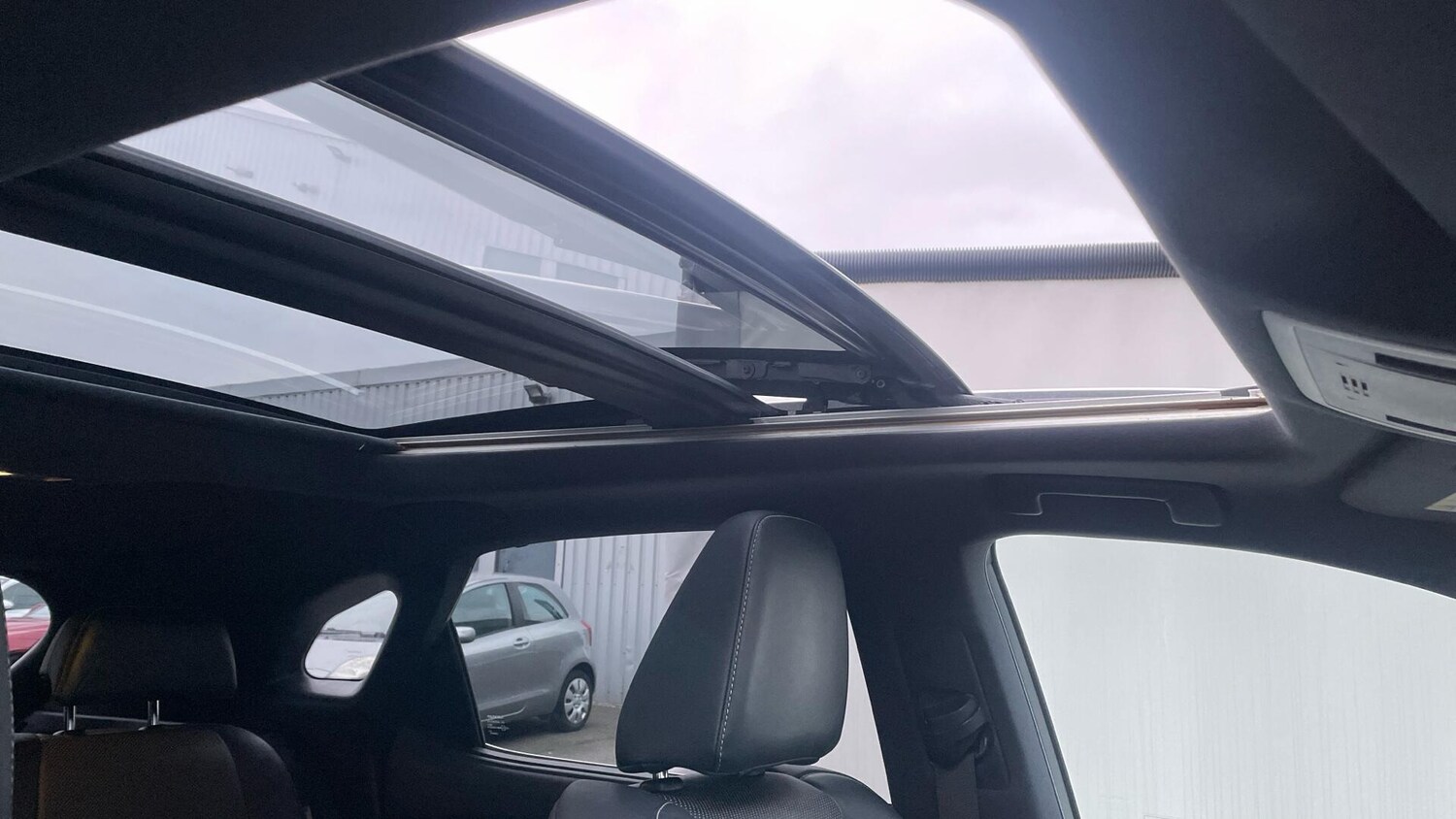 Used Lexus RX 2016 for sale - 77254693: Photo 57