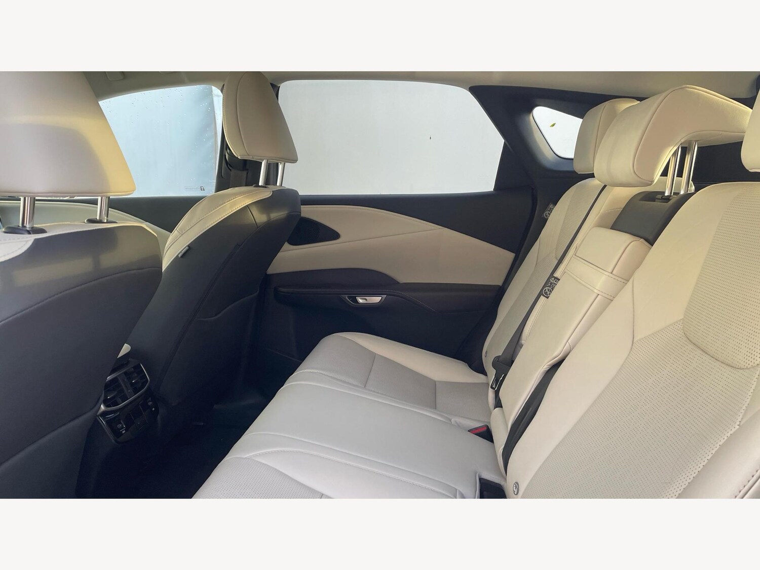 Used Lexus RX 2024 for sale - 77799487: Photo 16