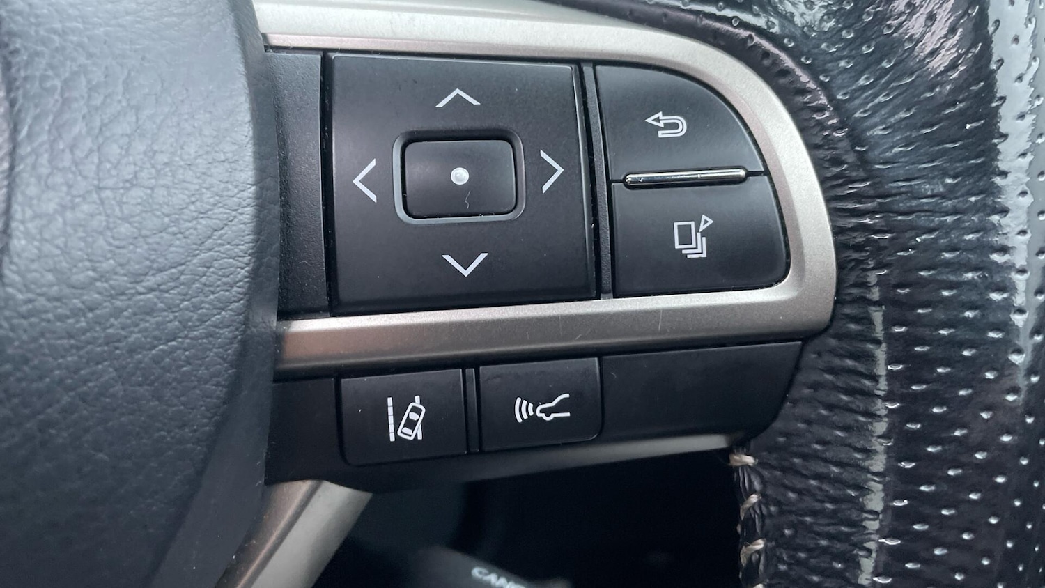 Used Lexus RX 2016 for sale - 77074668: Photo 60