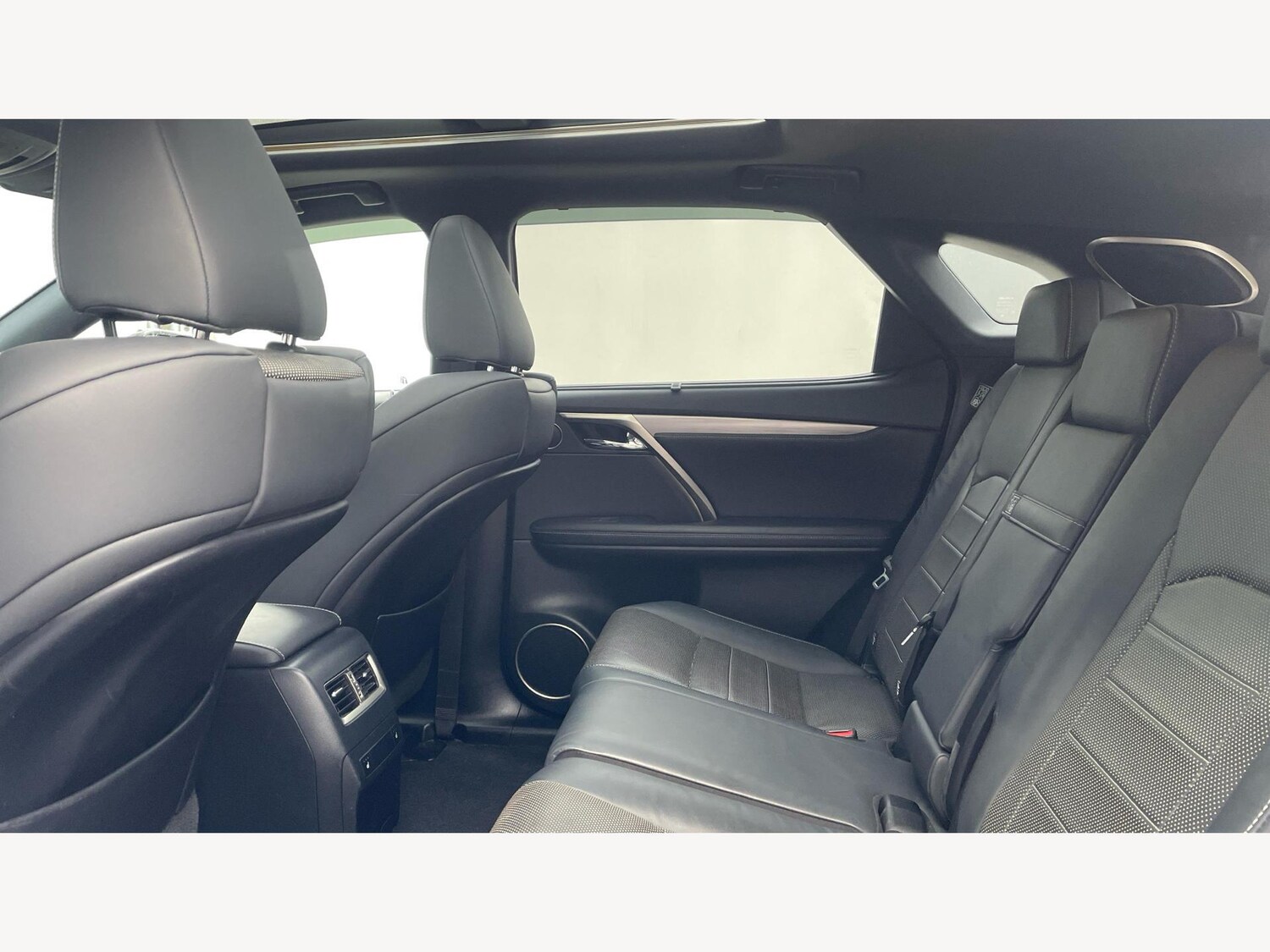 Used Lexus RX 2022 for sale - 76765999: Photo 16