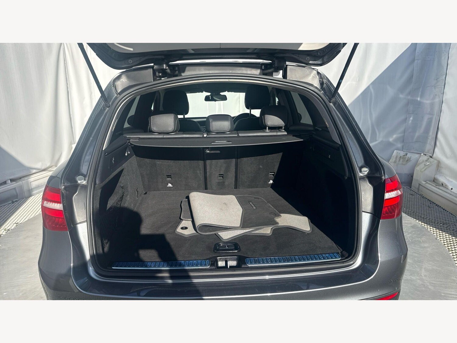 Used Mercedes-Benz GLC for sale - 77898521: Photo 17