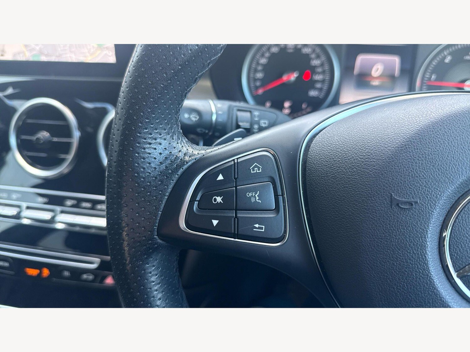 Used Mercedes-Benz GLC for sale - 77898521: Photo 31