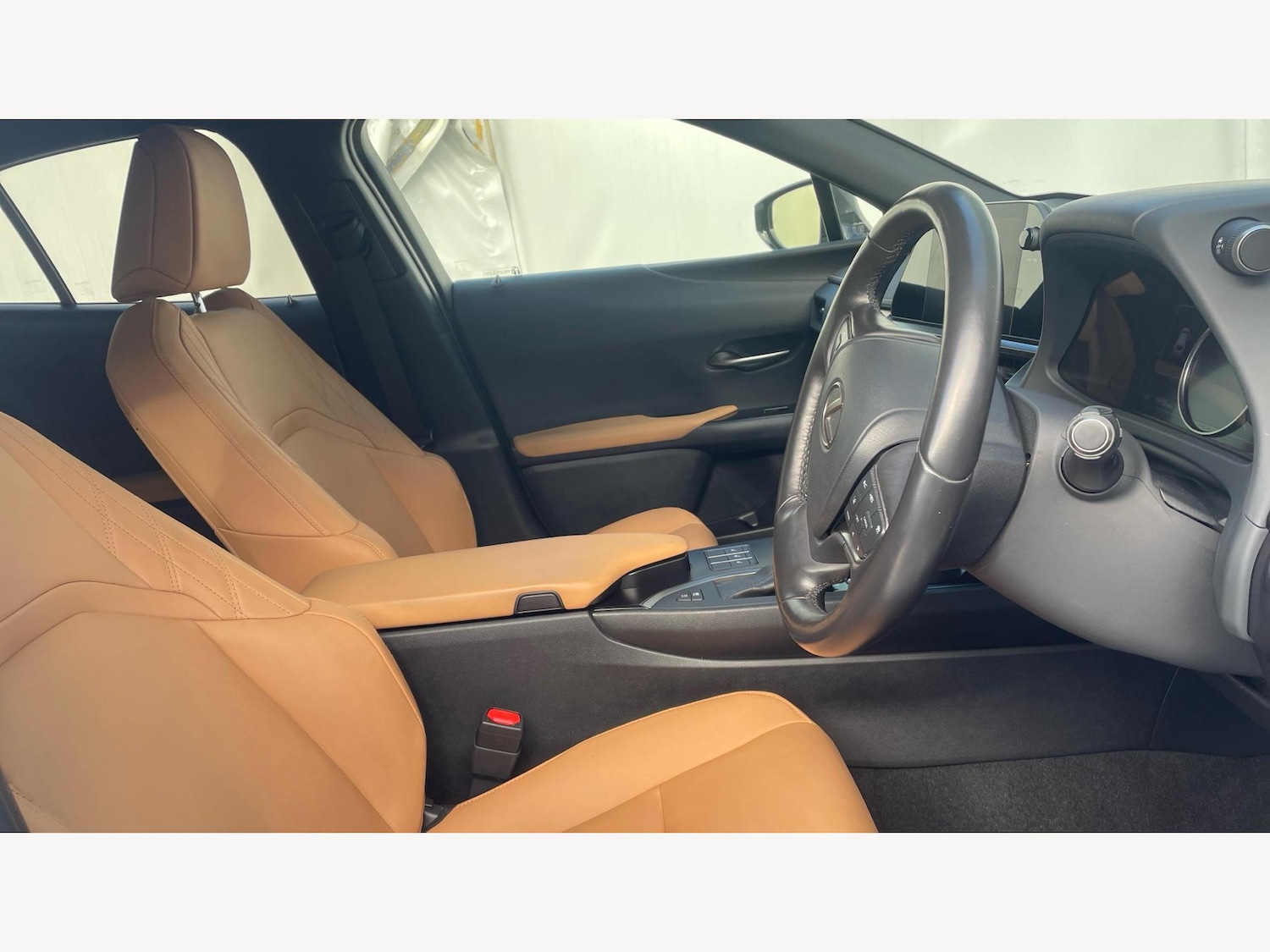 Used Lexus UX 2022 for sale - 76849684: Photo 15