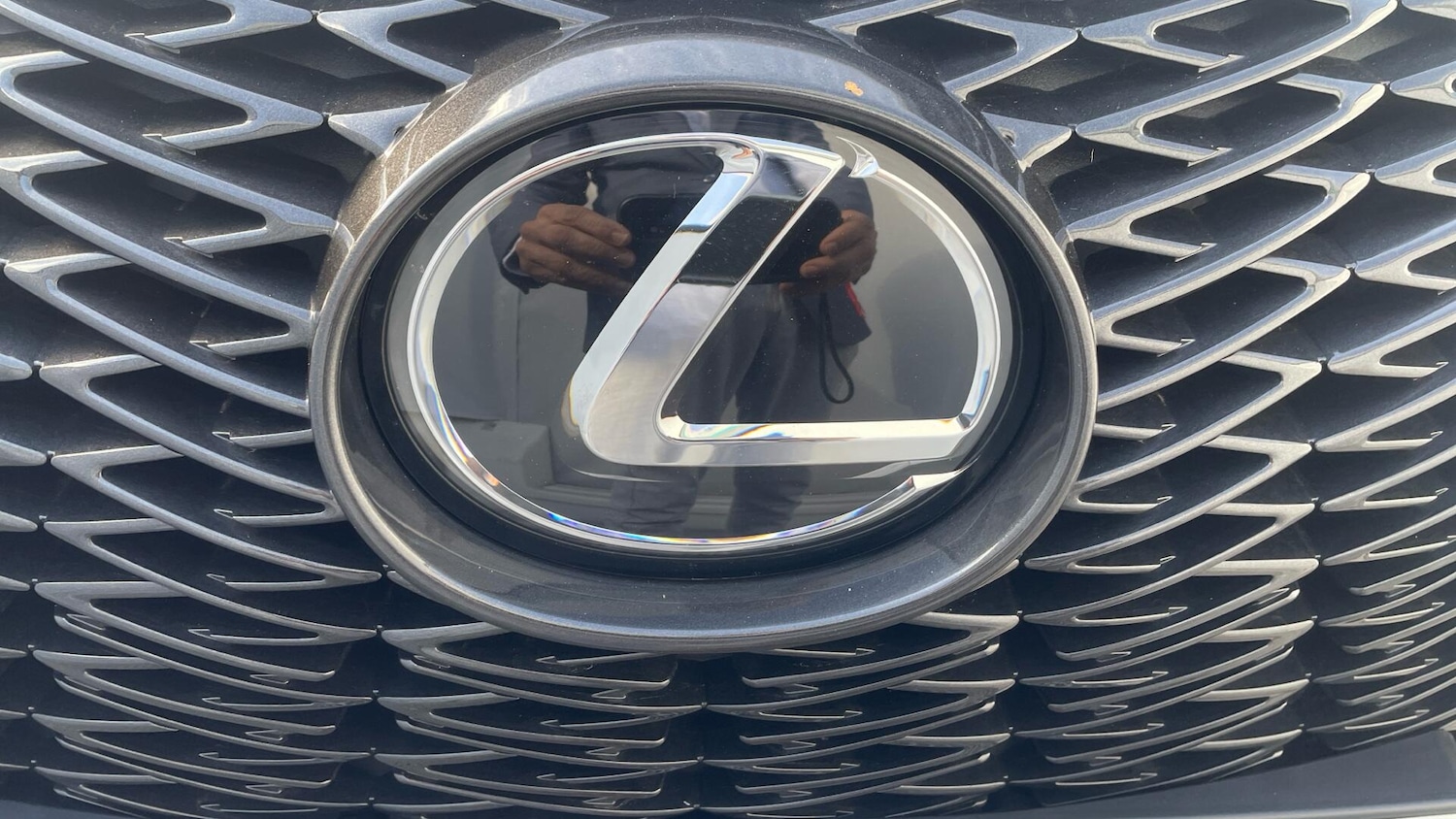 Used Lexus UX 2022 for sale - 76849684: Photo 41