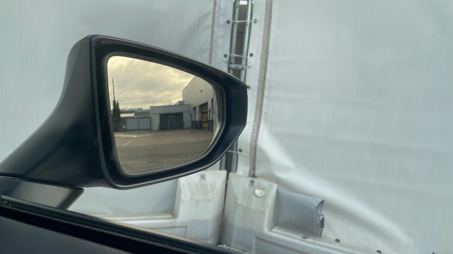 Used Lexus LBX for sale - 77345385: Photo 37