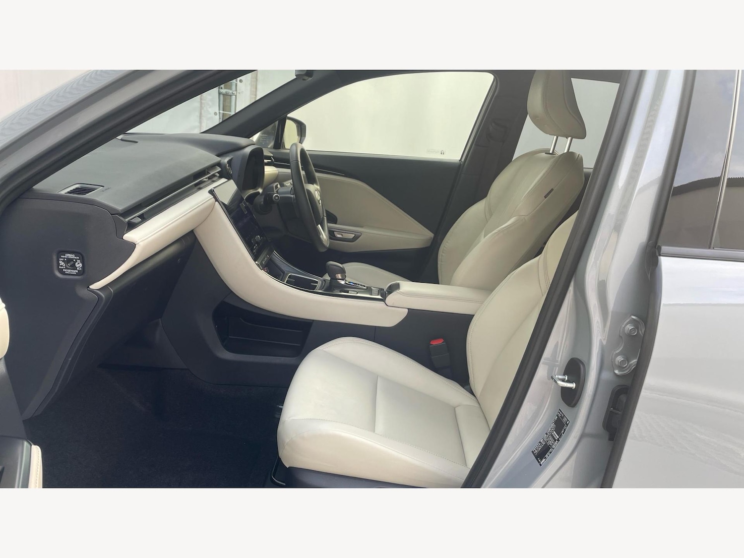 Used Lexus LBX for sale - 77345385: Photo 8