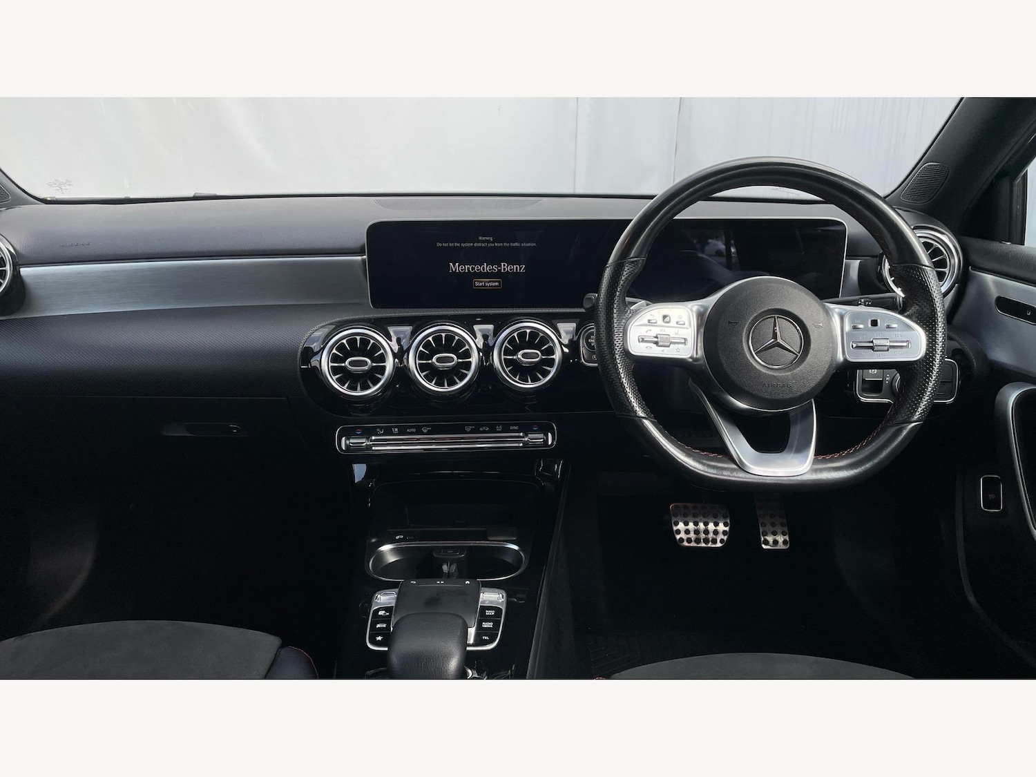 Used Mercedes-Benz A-Class 2019 for sale - 75991043: Photo 9