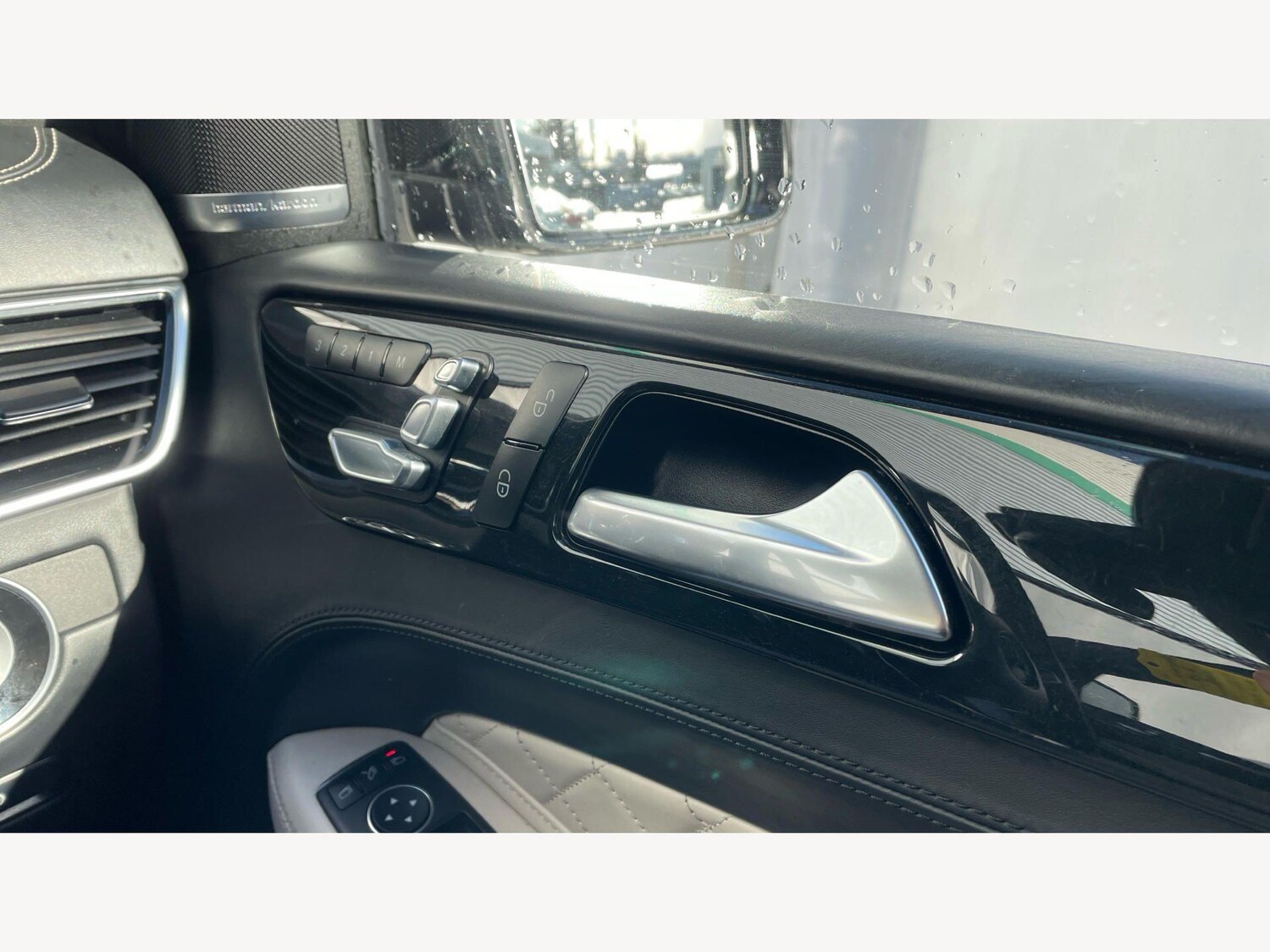 Used Mercedes-Benz GLS 2018 for sale - 78062637: Photo 29